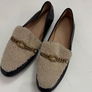 Coach Women's Black and Tan Shearling Loafers
